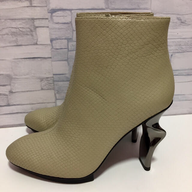 未使用 UNITEDNUDE ユナイテッドヌード ショートブーツ | patiooccitan.com