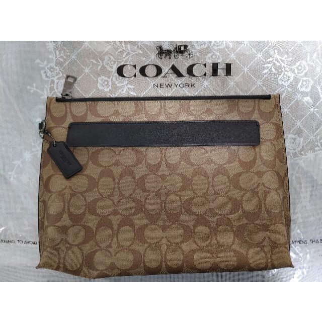 COACH(コーチ)の【新品/激安/正規品】COACH シグネチャー ポーチ/バッグ F29508 　 メンズのバッグ(セカンドバッグ/クラッチバッグ)の商品写真