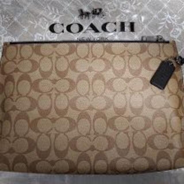 COACH(コーチ)の【新品/激安/正規品】COACH シグネチャー ポーチ/バッグ F29508 　 メンズのバッグ(セカンドバッグ/クラッチバッグ)の商品写真