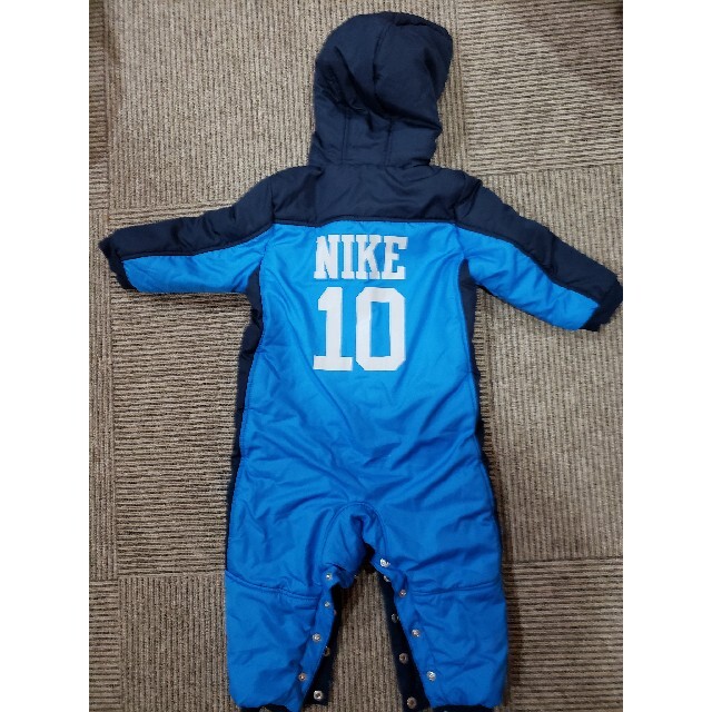 NIKE(ナイキ)の[ピヨピヨ様専用]キッズ・ベビー NIKE 防寒ロンパース 80cm キッズ/ベビー/マタニティのベビー服(~85cm)(その他)の商品写真