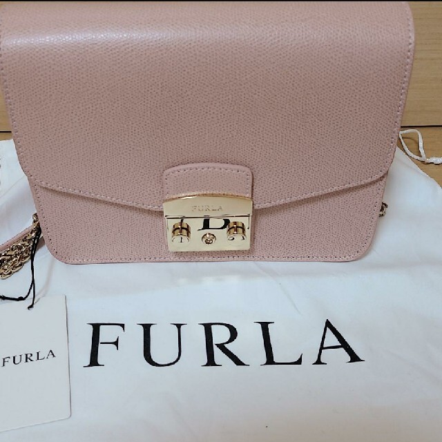 新品未使用FURLAメトロポリスMサイズ