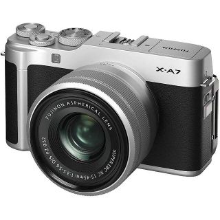 フジフイルム(富士フイルム)のFUJIFILM X-A7 レンズキット シルバー(ミラーレス一眼)