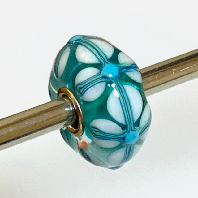 TROLL BEADS トロールビーズ ガラスチャーム グリーン - 通販