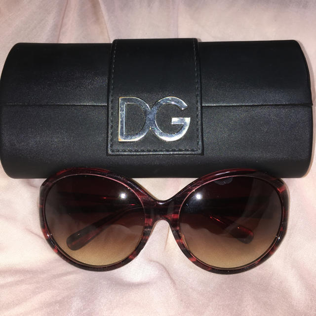 DOLCE&GABBANA(ドルチェアンドガッバーナ)のMOMO様専用 ドルガバサングラス レディースのファッション小物(サングラス/メガネ)の商品写真