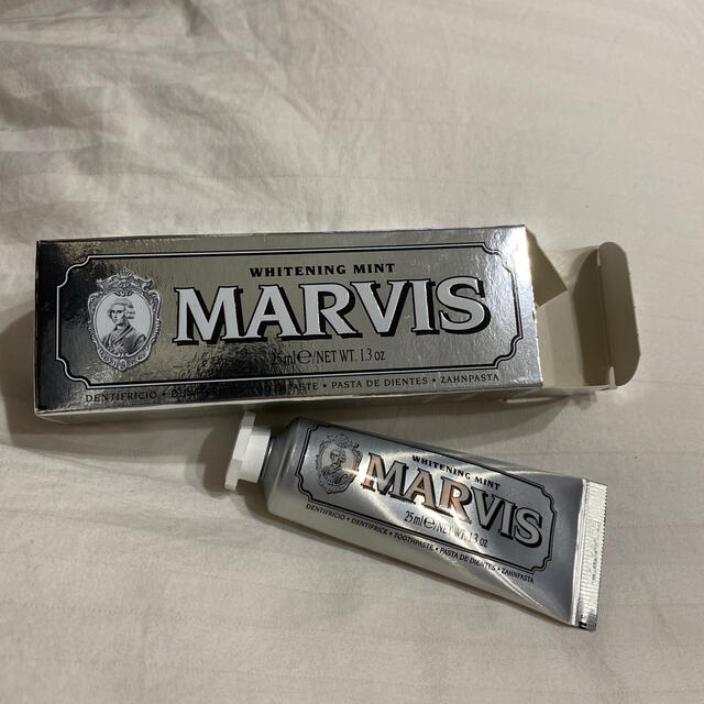 MARVIS(マービス)のMARVIS whitening mint マーヴィス歯磨き粉 コスメ/美容のオーラルケア(歯磨き粉)の商品写真