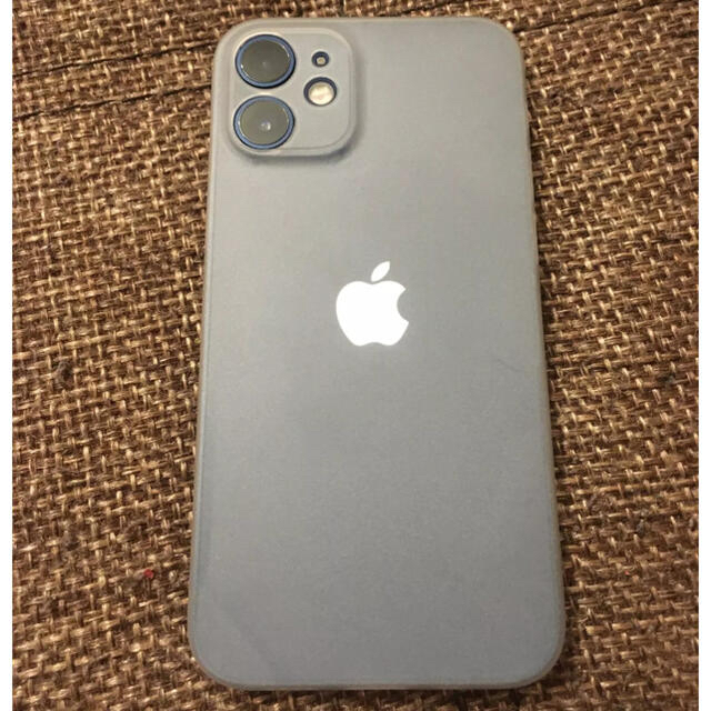 iPhone12薄型レンズフルカバーケース（ホワイト） スマホ/家電/カメラのスマホアクセサリー(iPhoneケース)の商品写真