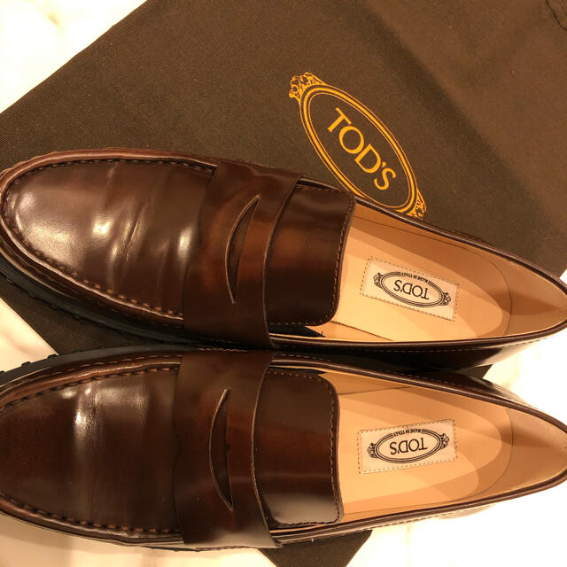 TOD'S(トッズ)のタイムセール❗️【正規品】トッズ　ローファー レディースの靴/シューズ(ローファー/革靴)の商品写真