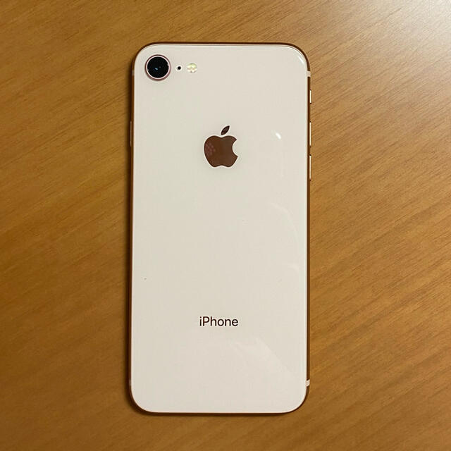 ★美品★iPhone8 Gold 64GB 本体 SIMフリー  箱、イヤホン付