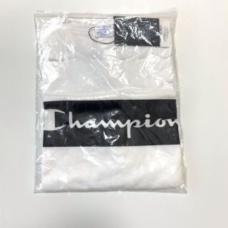 チャンピオン(Champion)のEMODA champion コラボ　Tシャツ　新品(Tシャツ(半袖/袖なし))