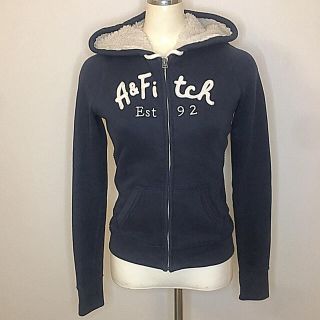 アバクロンビーアンドフィッチ(Abercrombie&Fitch)の【アバクロ】　裏ボアパーカー　パーカーXS(パーカー)