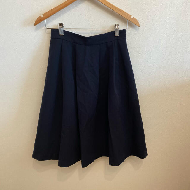 HONEYS(ハニーズ)のネイビー　フレアスカート レディースのスカート(ひざ丈スカート)の商品写真