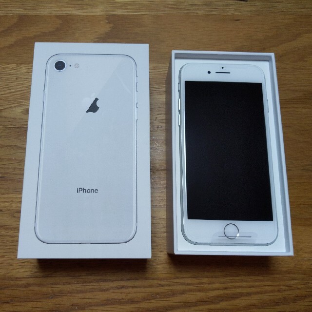 iPhone8 64GB 新品