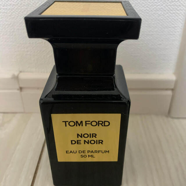 TOM FORD(トムフォード)のTOM FORD トムフォード 香水 ノワールデノワール オード パルファム コスメ/美容の香水(ユニセックス)の商品写真