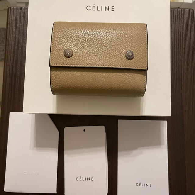 celine(セリーヌ)のセリーヌ 三つ折り コンパクト ウォレット 財布 ベージュ オレンジ レディースのファッション小物(財布)の商品写真