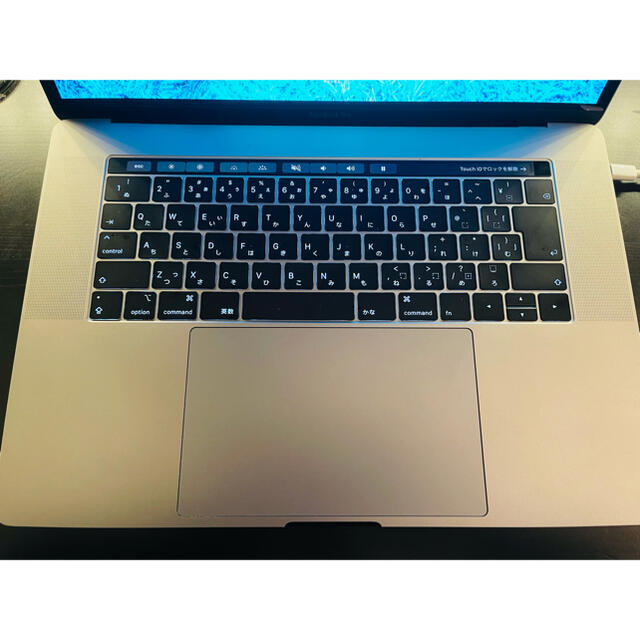 MacBookpro15inch2018 i7 RADEONpro555x4GB
