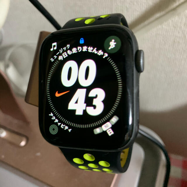 高い品質 Apple watch4 44㎜のGPS・NIKEモデル