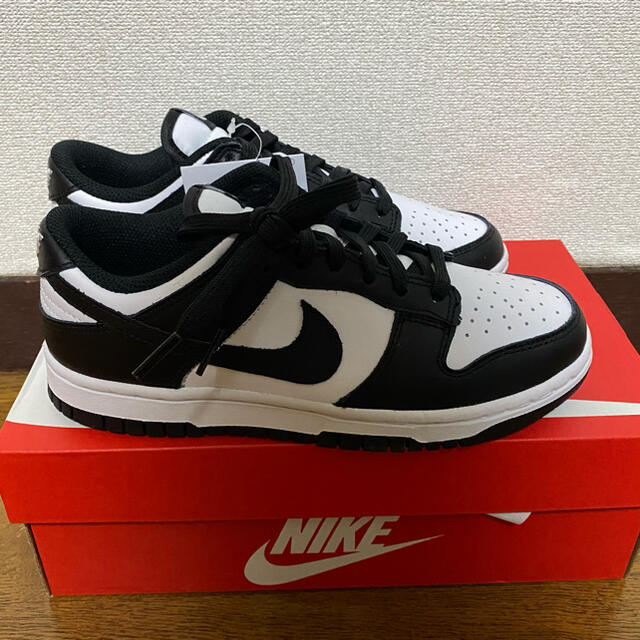 NIKE WMNS DUNK LOW 22.5cm ブラック ナイキ ダンク