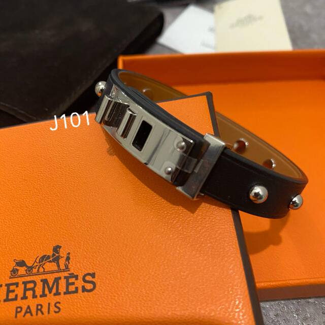 Hermes(エルメス)のエルメス レザーブレスレット スタッズ ミニドックブレスレット メンズのアクセサリー(ブレスレット)の商品写真