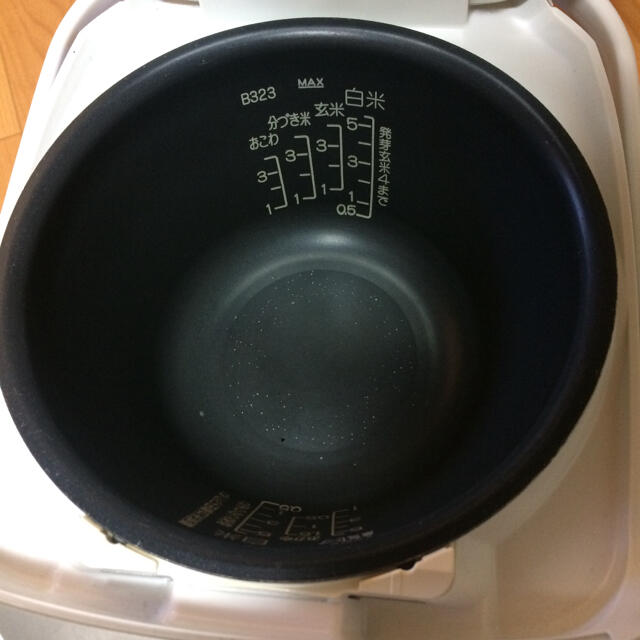 ZOJIRUSHI 極め羽釜 NP-SA10型圧力IH炊飯ジャー