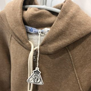 ネストローブ(nest Robe)のオールドマンズテーラー  裏起毛パーカー(camel)S 新品未使用品(パーカー)