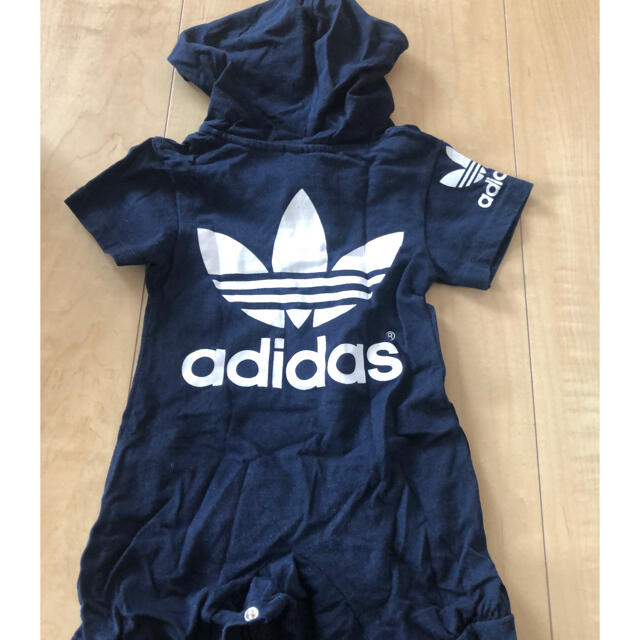 adidas(アディダス)のアディダス　ロンパース　半袖　紺色 キッズ/ベビー/マタニティのベビー服(~85cm)(ロンパース)の商品写真