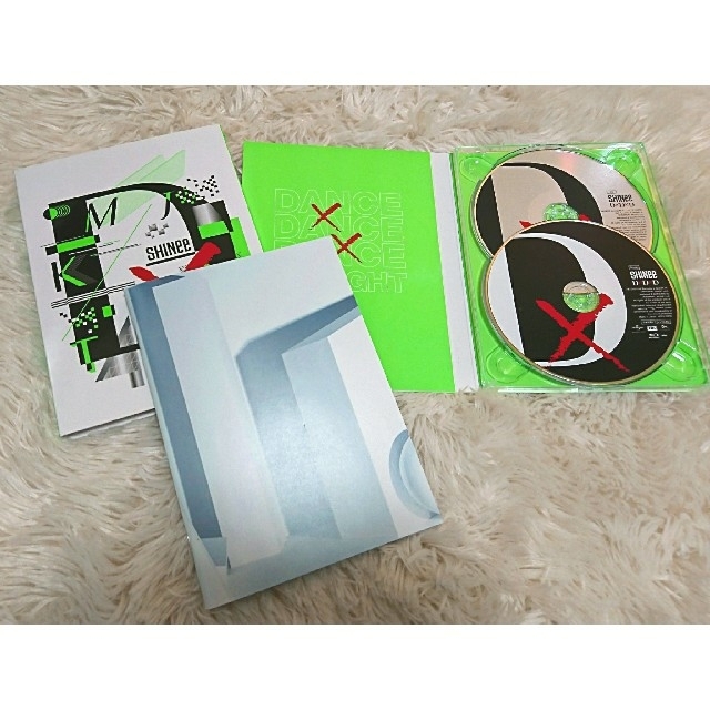 SHINee(シャイニー)のSHINee D×D×D 初回限定盤A CD/Blu-ray/フォトブックレット エンタメ/ホビーのCD(K-POP/アジア)の商品写真