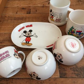 ディズニー レトロ 食器の通販 80点 Disneyのインテリア 住まい 日用品を買うならラクマ ディズニー レトロ 食器の通販 80点 Disneyのインテリア 住まい 日用品を買うならラクマ