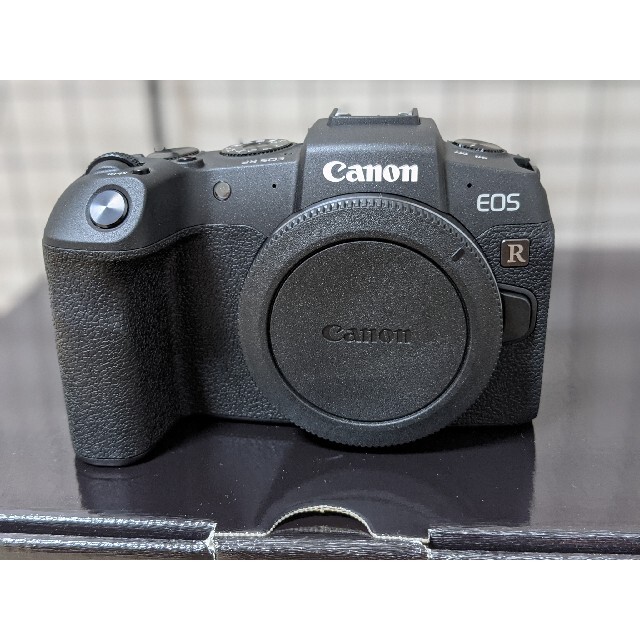 Canon(キヤノン)の【ちひろ様専用】EOS RP ボディ　ブラック スマホ/家電/カメラのカメラ(ミラーレス一眼)の商品写真