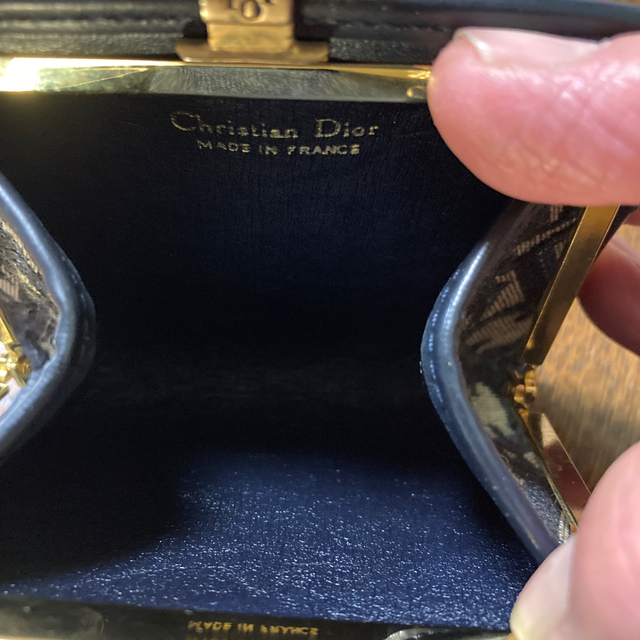Dior(ディオール)の【臨時お値下げ】ディオール　財布（小銭入れ）超美品 レディースのファッション小物(財布)の商品写真