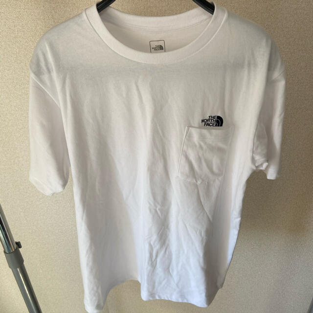 THE NORTH FACE(ザノースフェイス)のノースフェイス Tシャツ　NT31933A 白色　XLサイズ　自宅保管未使用品 メンズのトップス(Tシャツ/カットソー(半袖/袖なし))の商品写真