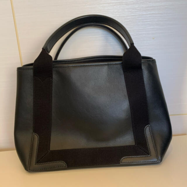 BALENCIAGA レザーブラックカバS | www.innoveering.net