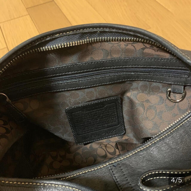 COACH(コーチ)のcoach バッグ　USED レザー　ブラック レディースのバッグ(ショルダーバッグ)の商品写真