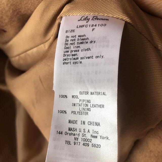 Lily Brown(リリーブラウン)のリリーブラウン　パイピングケープコート　美品　送料込み レディースのジャケット/アウター(ポンチョ)の商品写真