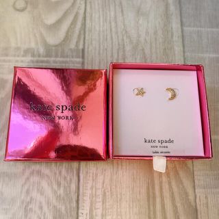 ケイトスペードニューヨーク(kate spade new york)の新品未使用　ケイトスペード　ニューヨーク　ピアス　アシンメトリー(ピアス)