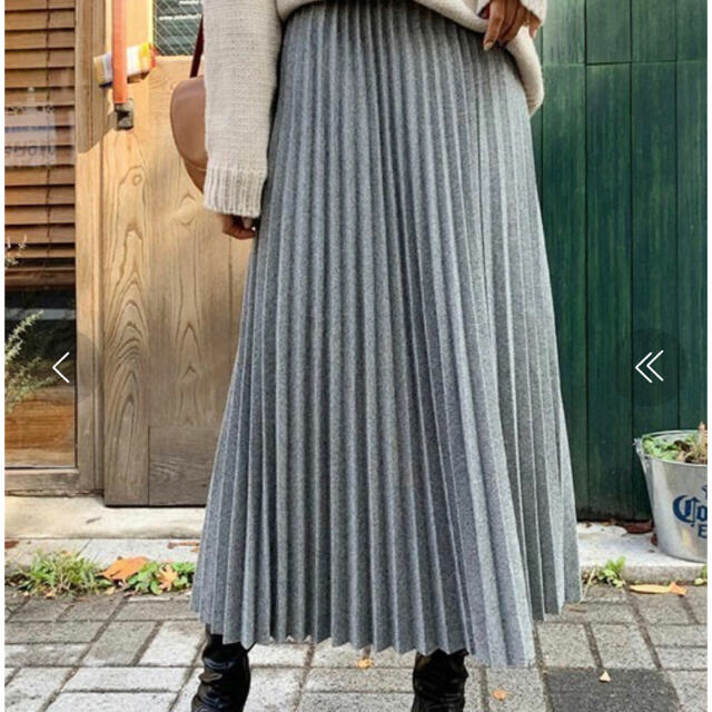 dholic(ディーホリック)の【未着用】ヘリンボーンプリーツスカート レディースのスカート(ロングスカート)の商品写真