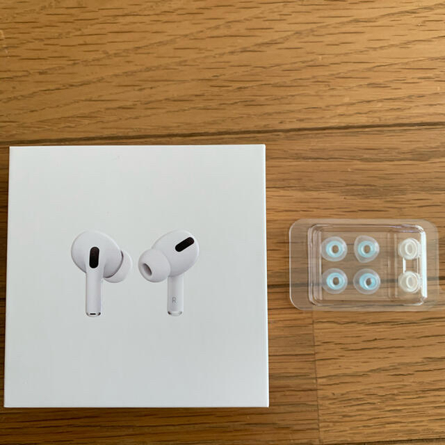 AirPods Pro エアポッツプロ MWP22J/Aヘッドフォン/イヤフォン