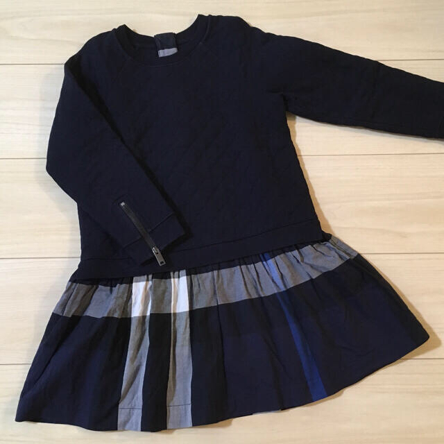 BURBERRY(バーバリー)の専用 BURBERRY CHILDREN バーバリー ワンピース ＆ ブラウス キッズ/ベビー/マタニティのキッズ服女の子用(90cm~)(ワンピース)の商品写真