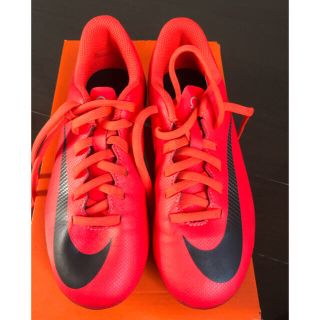 ナイキ(NIKE)のナイキ　サッカースパイク　21.5cm(サッカー)