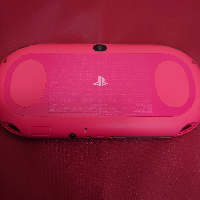 携帯用ゲーム機本体PSvita PCH-2000