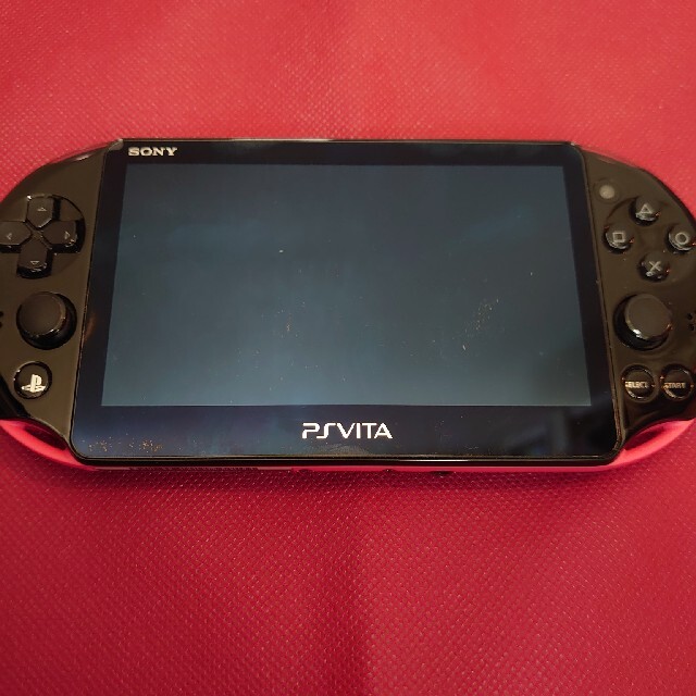 PlayStation Vita(プレイステーションヴィータ)のPSvita PCH-2000 エンタメ/ホビーのゲームソフト/ゲーム機本体(携帯用ゲーム機本体)の商品写真