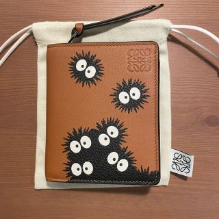 新規上場商品 LOEWEロエベ トトロ コンパクトジップウォレット二つ折り