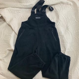 シュプリーム(Supreme)のmサイズ　supreme polartec overalls 黒(サロペット/オーバーオール)