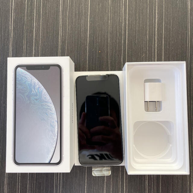 iPhone XR White 256 GB docomo