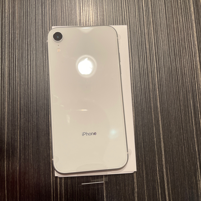 本店は iPhone XR White 256 GB docomo ドコモ -スマートフォン本体