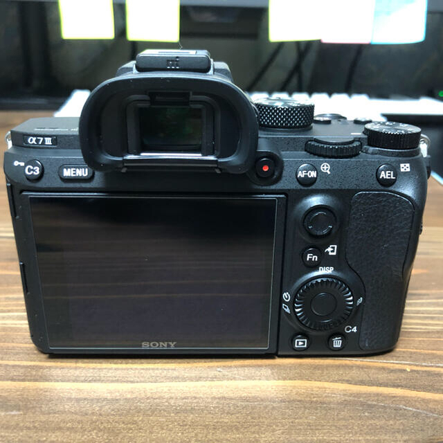 SONY(ソニー)のSONY α7Ⅲ ボディ スマホ/家電/カメラのカメラ(ミラーレス一眼)の商品写真