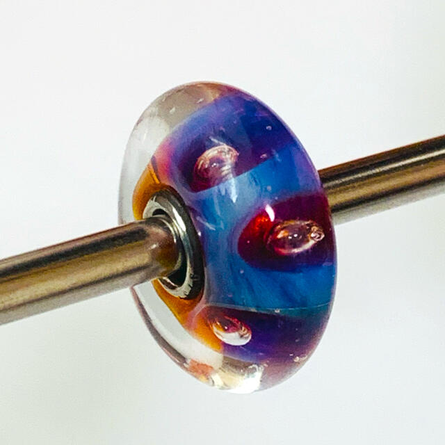 trollbeads トロールビーズ 限定 オーロラビーズ①の通販 by store｜ラクマ