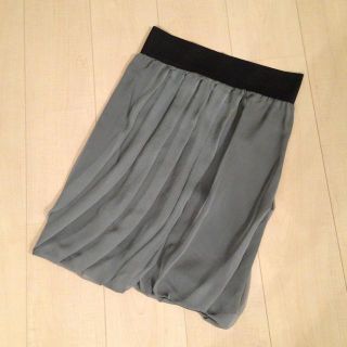 ザラ(ZARA)のtorico様 11/10までお取り置き(ひざ丈スカート)