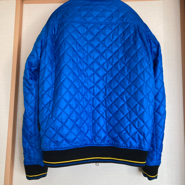 FRED PERRY(フレッドペリー)のフレッドペリー リバーシブルキルティングジャケット M メンズのジャケット/アウター(ブルゾン)の商品写真