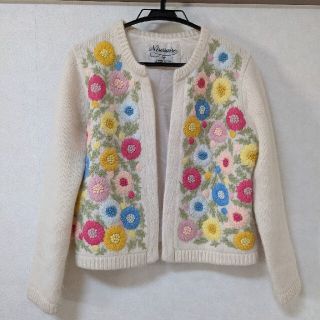 アナトリエ(anatelier)のanatelier　ネセセア　花刺繍カーディガン(カーディガン)