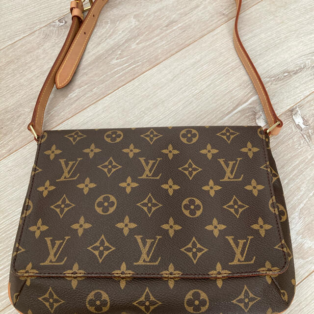人気TOP LOUIS VUITTON - ルイヴィトン ミュゼットタンゴ モノグラム